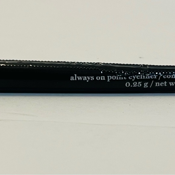 Avon fmg Mixed Lot of 4 Black Eyeliner Eyeshadow Quad Brow Gel Setting Spray - Picture 2 of 10